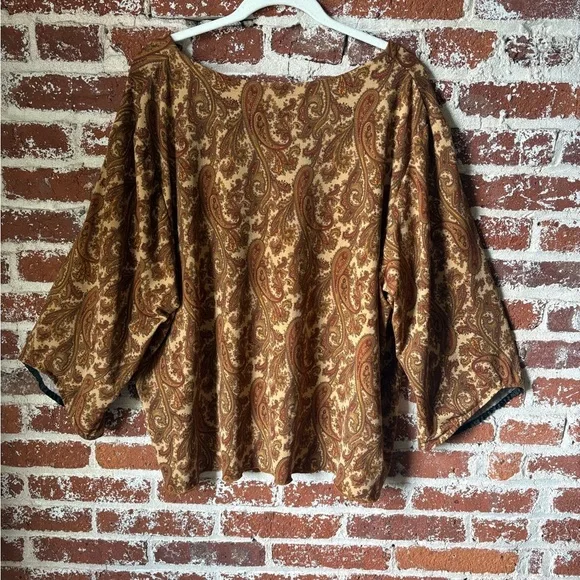 70s vibe JohnPaulRichard warm tone paisley blouse 
red/yellow/brown in color - Picture 7 of 8